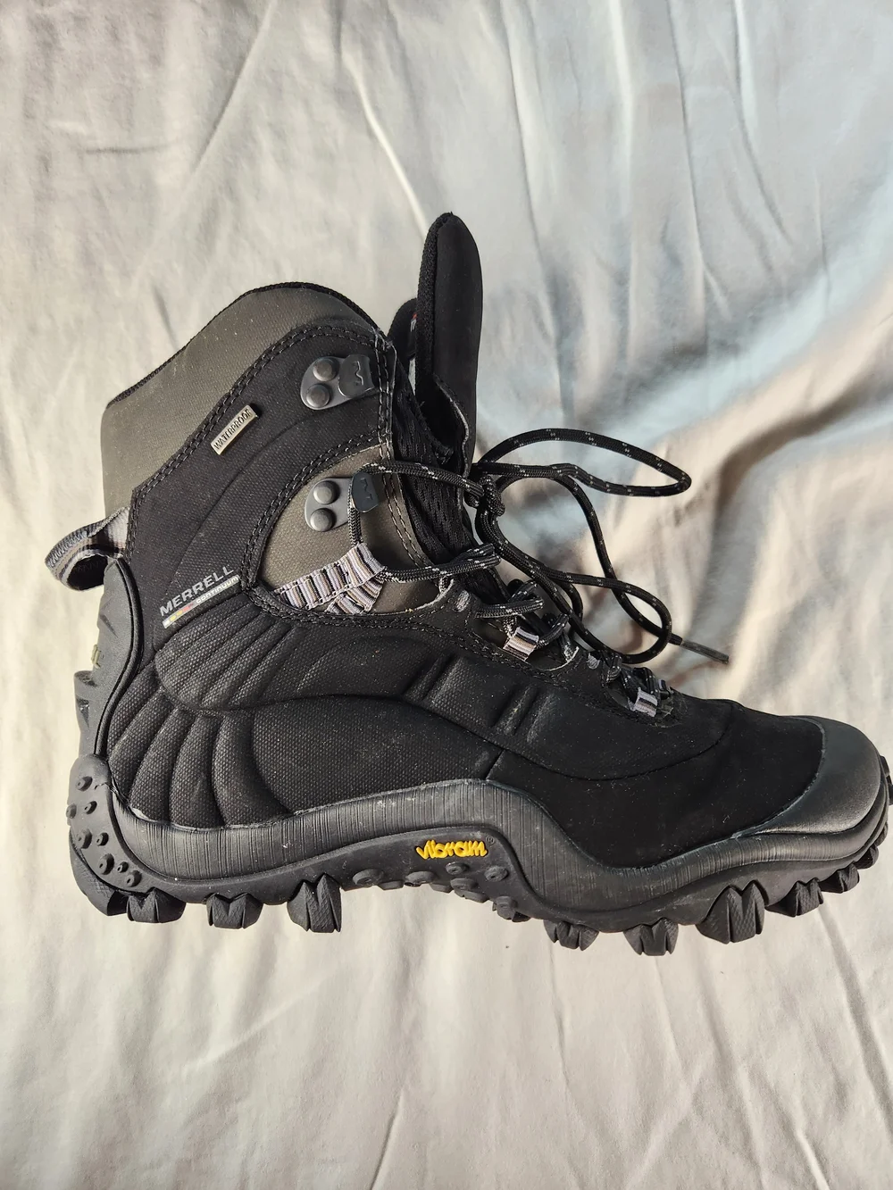 Merrell Waterproof Thinsulate Ultra 400g Vibram Hiking Boots US Mens Size 7